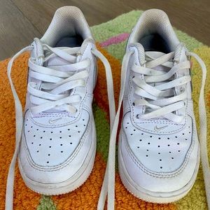 Girls Nike Air Force 12